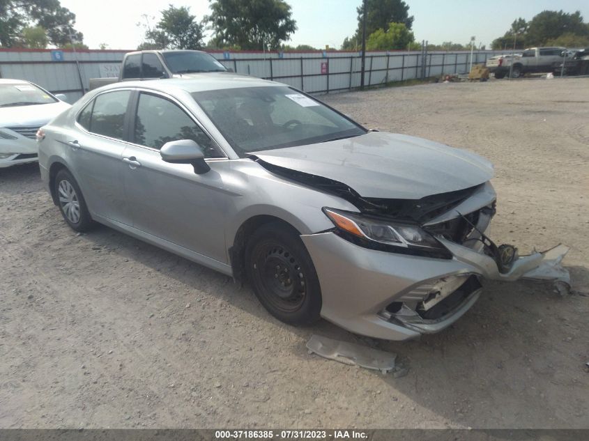 2018 TOYOTA CAMRY LE/SE/XLE/L - 4T1B11HK2JU637530
