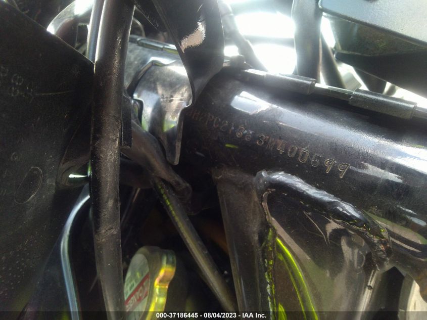 2003 HONDA VT600 CD - JH2PC21353M400599