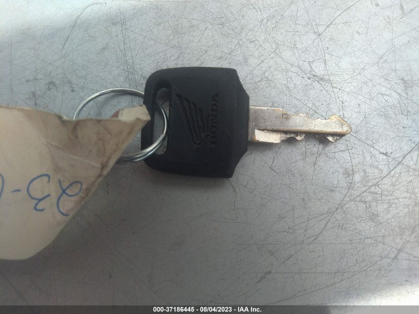 2003 HONDA VT600 CD - JH2PC21353M400599