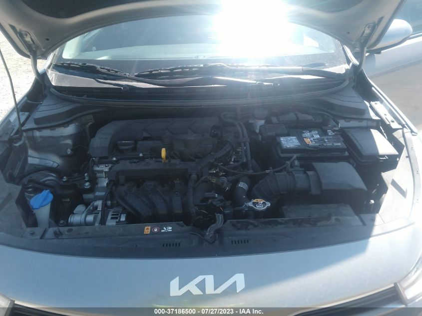 3KPA24AD5NE477514 Kia Rio LX/S 10