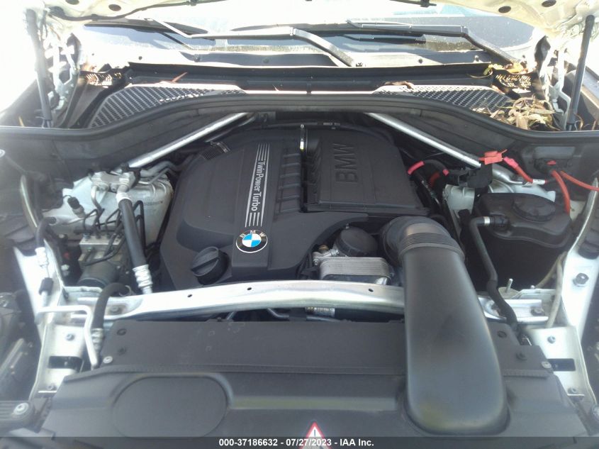 2014 BMW X5 SDRIVE35I - 5UXKR2C54E0C01667