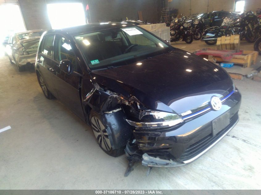 2019 VOLKSWAGEN E-GOLF SE - WVWKR7AU7KW909037