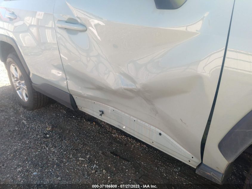 2022 TOYOTA RAV4 XLE - 2T3P1RFV4NW273237
