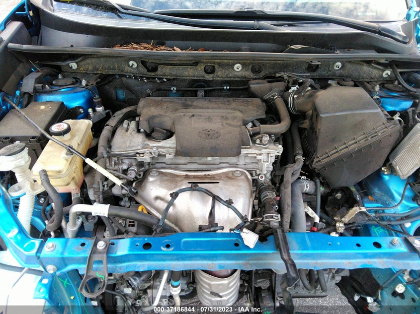 VIN JTMWFREV7HJ145737 2017 TOYOTA RAV4 XLE
