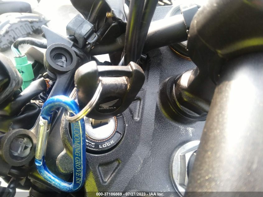 2021 HONDA CBF300 NA MLHNC5557M5101279