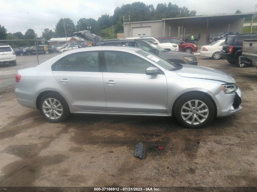 2014 VOLKSWAGEN JETTA SEDAN SE W/CONNECTIVITY - 3VWD17AJ9EM204926