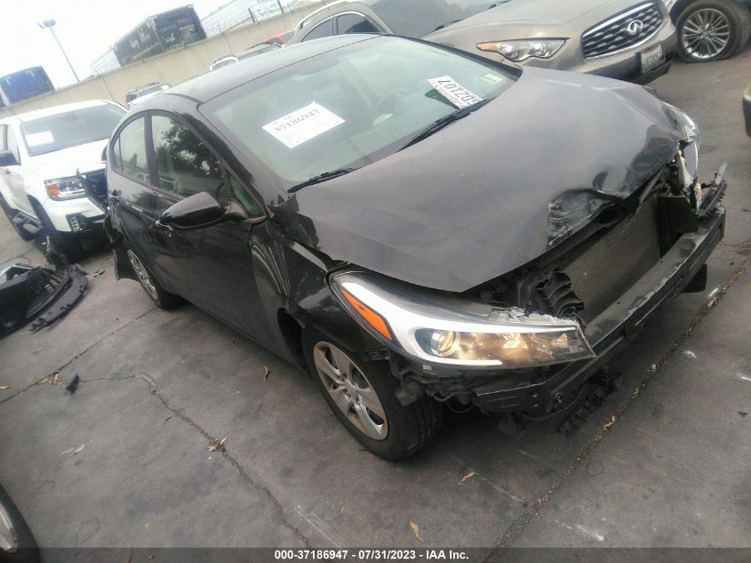 2018 KIA FORTE LX - 3KPFK4A76JE251900