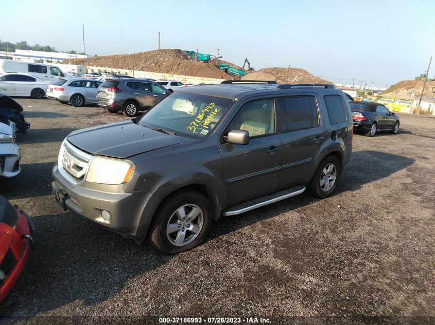 2009 HONDA PILOT VIN: 5FNYF485X9B022370