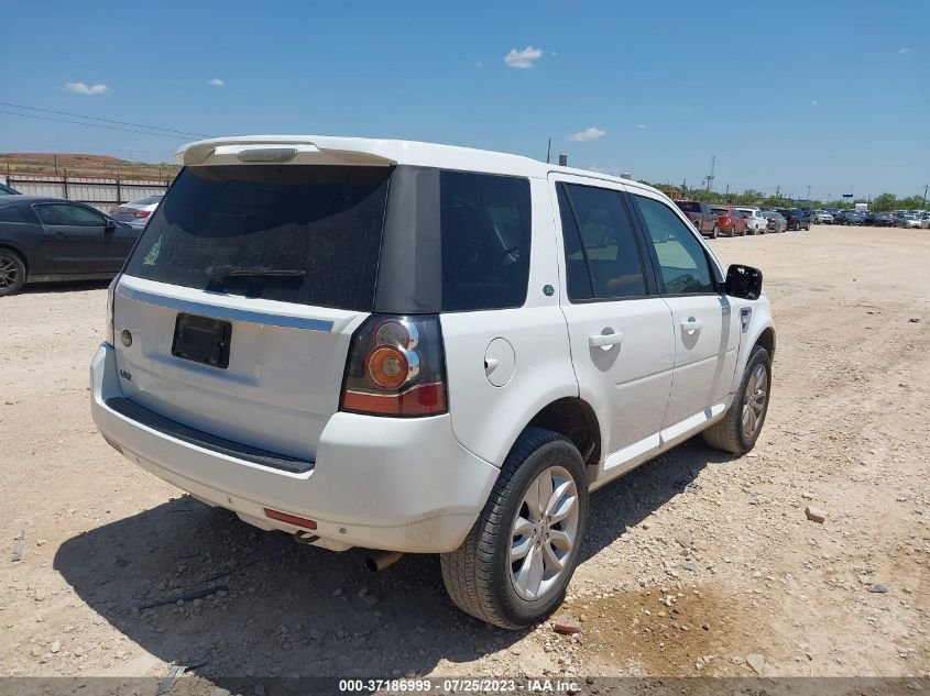 2013 LAND ROVER LR2 SALFR2BG6DH364817