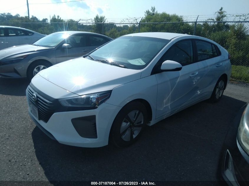 2018 HYUNDAI IONIQ HYBRID BLUE - KMHC65LC8JU100657