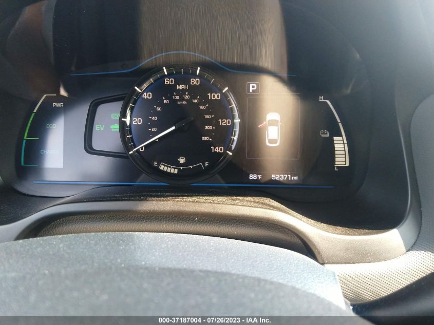 2018 HYUNDAI IONIQ HYBRID BLUE - KMHC65LC8JU100657