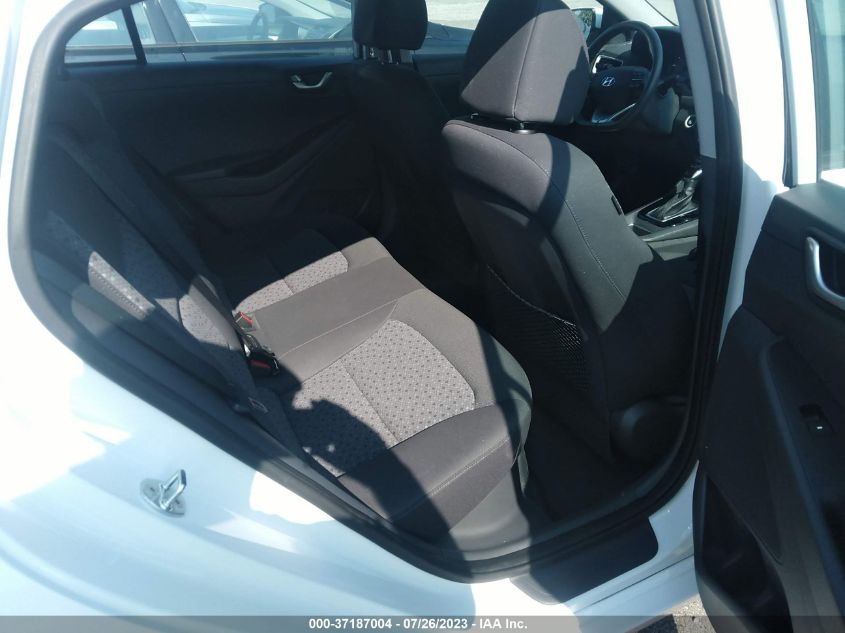 2018 HYUNDAI IONIQ HYBRID BLUE - KMHC65LC8JU100657