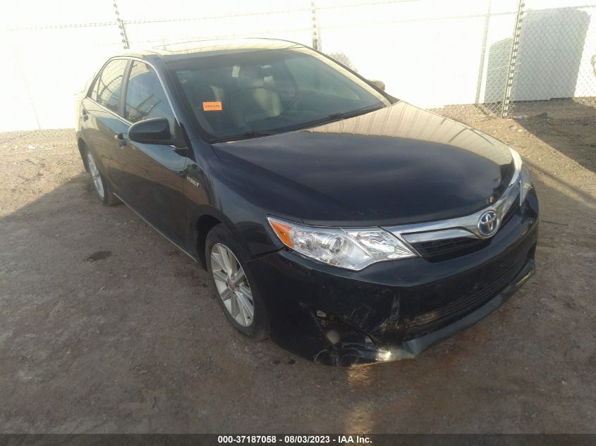 2013 TOYOTA CAMRY HYBRID LE/XLE - 4T1BD1FK1DU063730