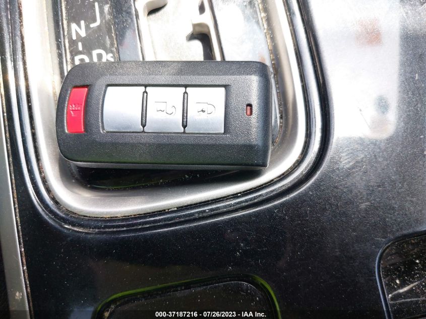 2017 MITSUBISHI OUTLANDER SE/SEL - JA4AZ3A31HZ012762