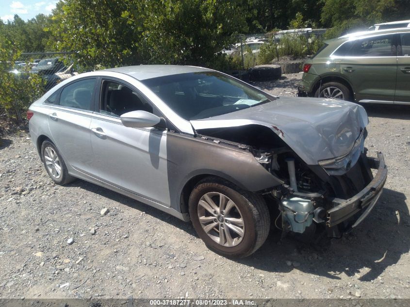 2013 HYUNDAI SONATA GLS PZEV - 5NPEB4AC9DH648560