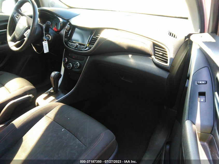 VIN 3GNCJLSB0HL181259 2017 CHEVROLET TRAX LT