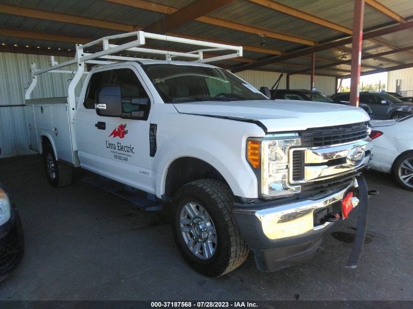 2017 FORD SUPER DUTY F-250 SRW XLT/XL - 1FD7X2B60HED32795