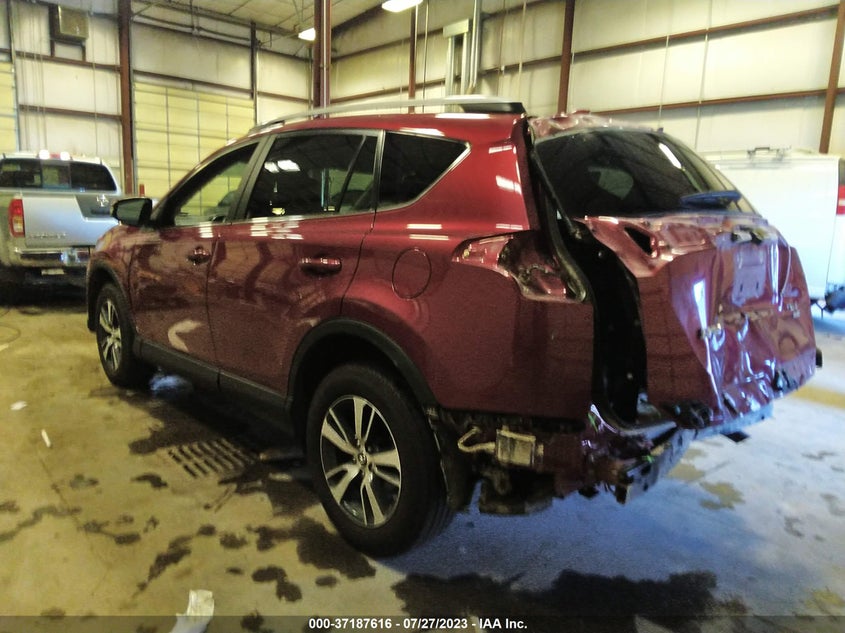VIN 2T3RFREV5JW787183 2018 TOYOTA RAV4 XLE/ADVENTURE