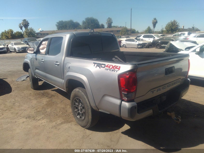 VIN 3TMCZ5AN5HM104504 2017 TOYOTA TACOMA DBL CAB/SR/TRDSPT/OR/PRO