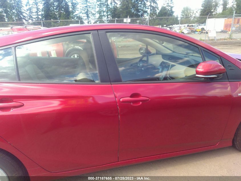 2016 TOYOTA PRIUS TWO - JTDKBRFUXG3531183