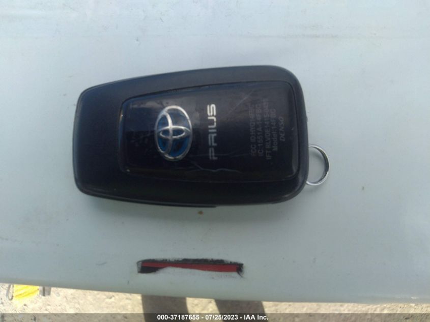 2016 TOYOTA PRIUS TWO - JTDKBRFUXG3531183