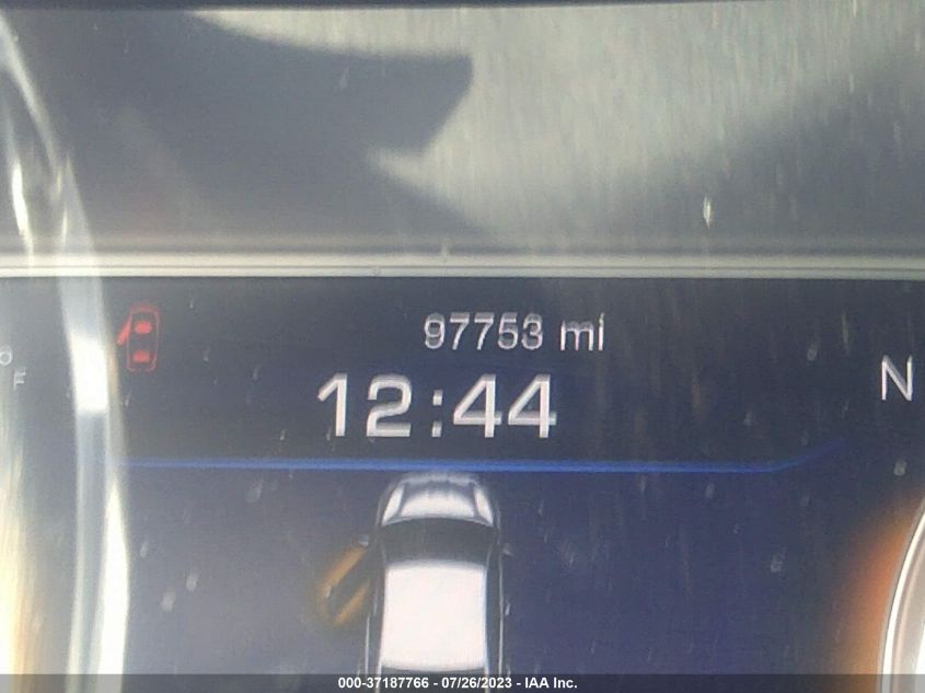2016 CHRYSLER 200 C - 1C3CCCCB0GN135001
