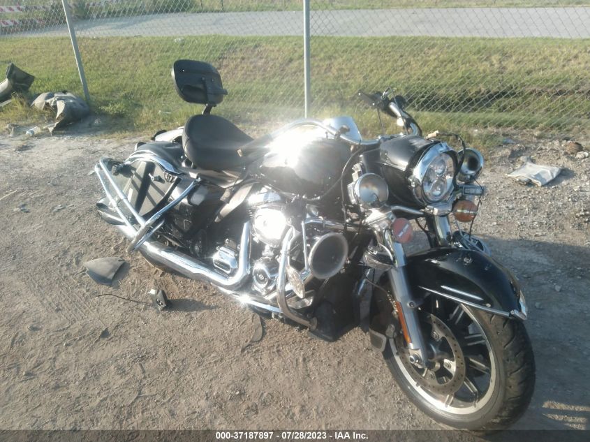 1HD1FHC18JB642556 HARLEY-DAVIDSON FLHP POLICE ROAD KING 2018