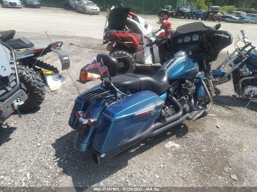 2014 HARLEY-DAVIDSON FLHX STREET GLIDE - 1HD1KBM1XEB680755