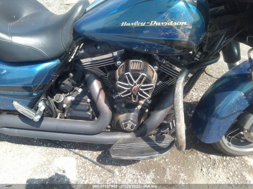 2014 HARLEY-DAVIDSON FLHX STREET GLIDE - 1HD1KBM1XEB680755
