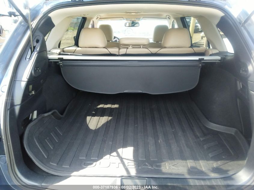 2017 SUBARU OUTBACK PREMIUM - 4S4BSADC3H3303938