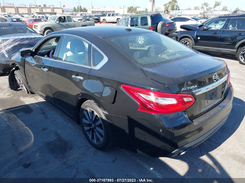 VIN 1N4AL3AP5HC208657 2017 NISSAN ALTIMA 2.5 SV