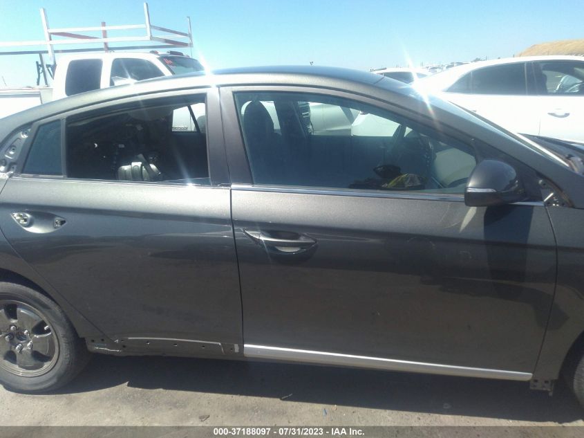 2022 HYUNDAI IONIQ HYBRID SE - KMHC75LC8NU266146