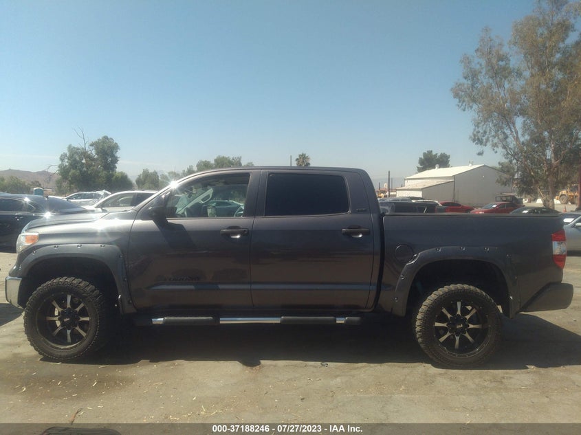 VIN 5TFEM5F12HX119842 2017 TOYOTA TUNDRA 2WD SR5