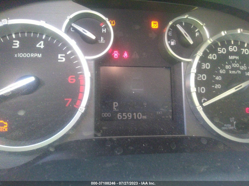 VIN 5TFEM5F12HX119842 2017 TOYOTA TUNDRA 2WD SR5