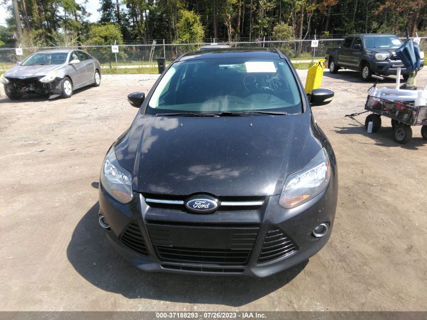 2014 FORD FOCUS TITANIUM - 1FADP3N22EL160918