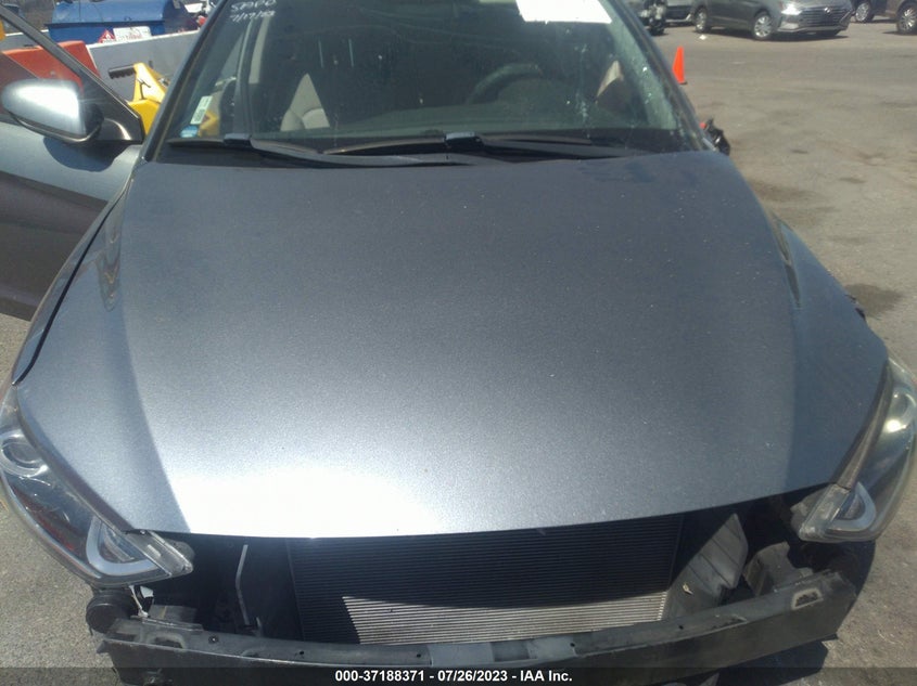 VIN KMHD74LF5HU390128 2017 HYUNDAI ELANTRA SE