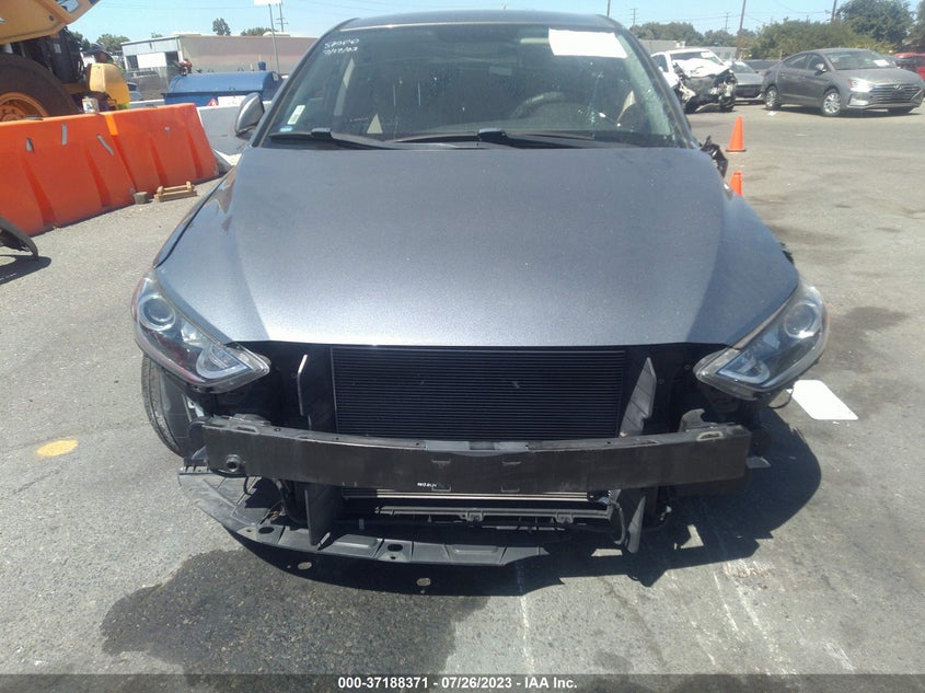 VIN KMHD74LF5HU390128 2017 HYUNDAI ELANTRA SE