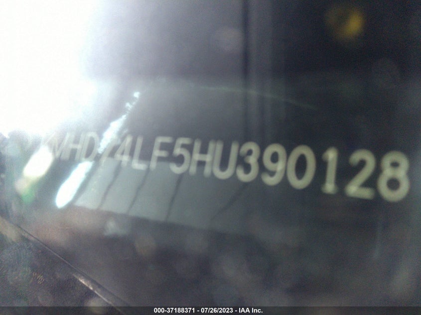 VIN KMHD74LF5HU390128 2017 HYUNDAI ELANTRA SE