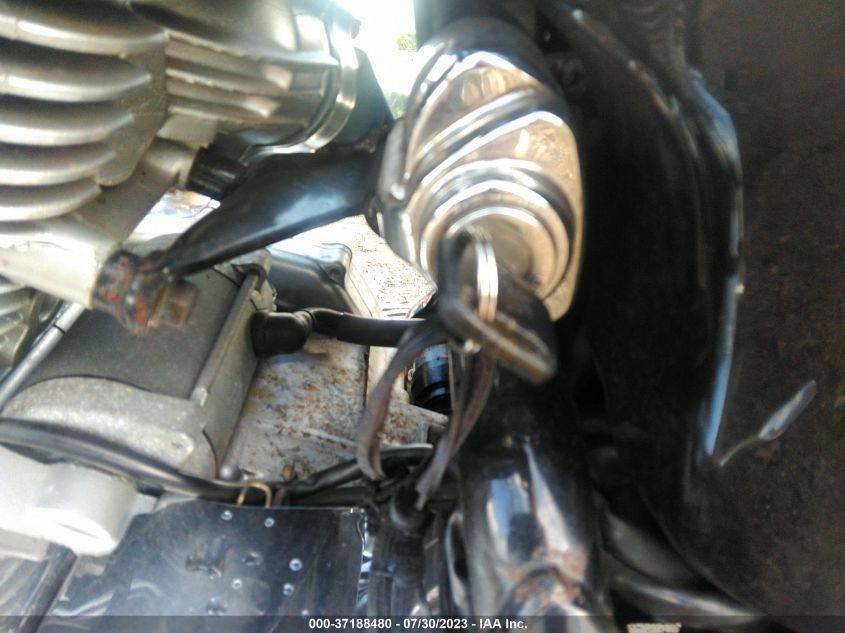 2001 HONDA VT600 CD - JH2PC213X1M211234