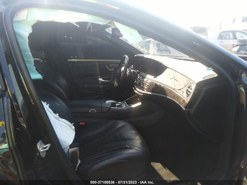 2017 MERCEDES-BENZ S-CLASS S 550 - WDDUG8FB5HA325629