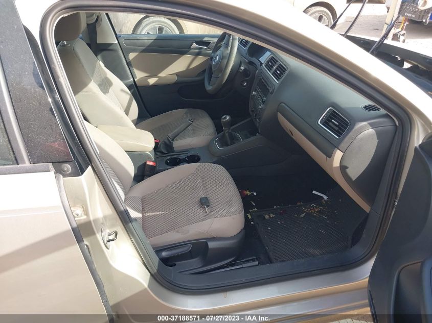 2014 VOLKSWAGEN JETTA SEDAN S - 3VW1K7AJ6EM271113