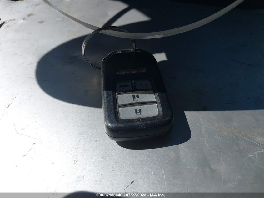VIN 2HGFC2F70JH516097 2018 HONDA CIVIC SEDAN EX