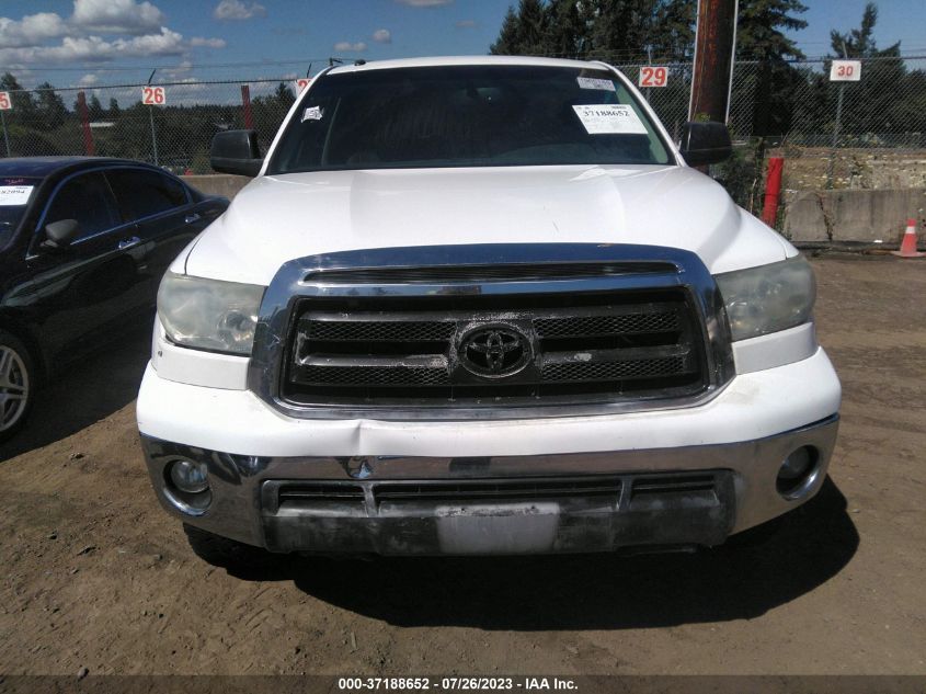 2013 TOYOTA TUNDRA 4WD TRUCK 5TFDW5F11DX294583