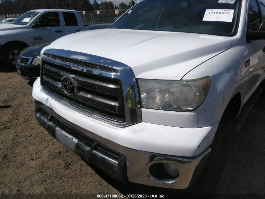 2013 TOYOTA TUNDRA 4WD TRUCK 5TFDW5F11DX294583