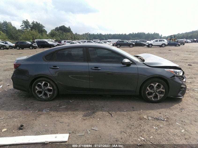 VIN 3KPF24AD7KE083255 2019 KIA FORTE LXS