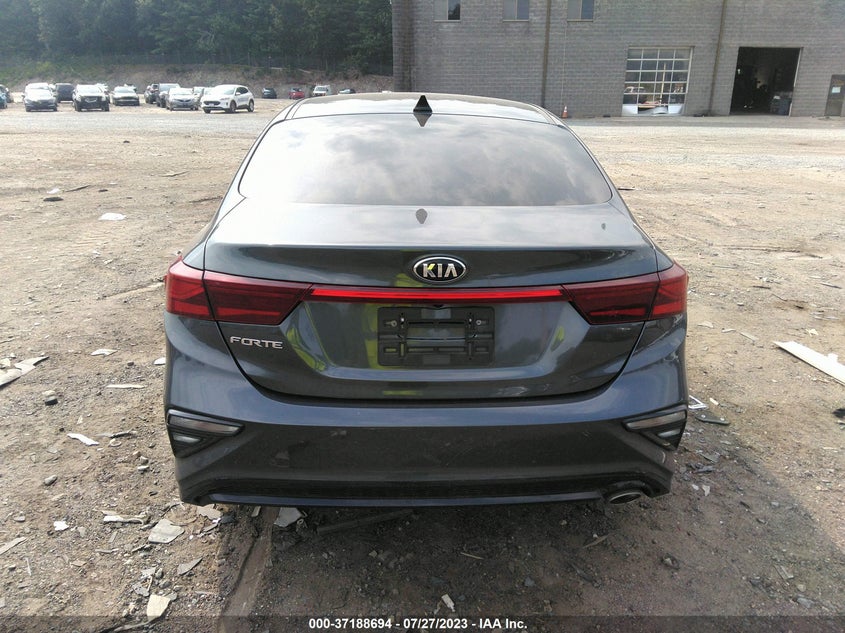 VIN 3KPF24AD7KE083255 2019 KIA FORTE LXS