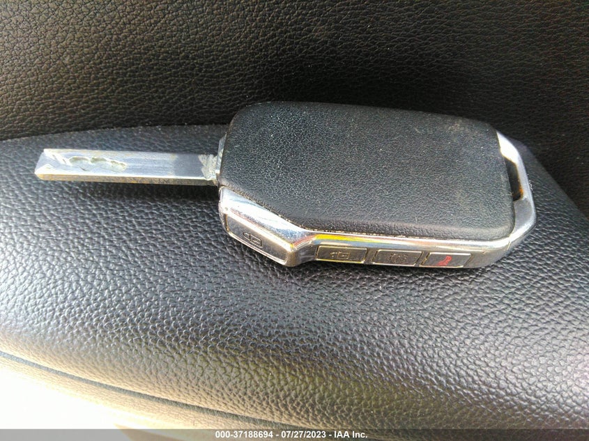 VIN 3KPF24AD7KE083255 2019 KIA FORTE LXS