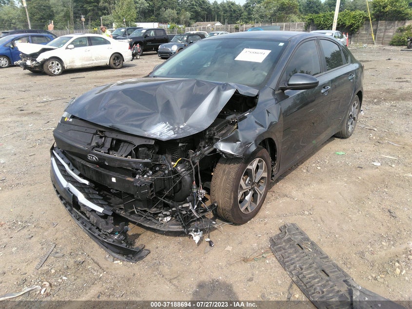 VIN 3KPF24AD7KE083255 2019 KIA FORTE LXS