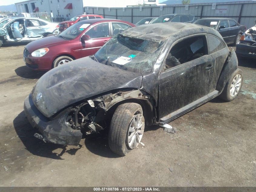 2013 VOLKSWAGEN BEETLE COUPE 2.5L ENTRY - 3VWFP7AT2DM659415