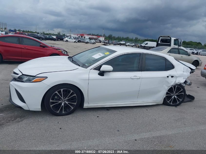 2018 TOYOTA CAMRY LE/SE/XLE/L - 4T1B11HK3JU565835